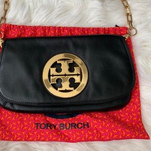 Tory Burch logo clutch